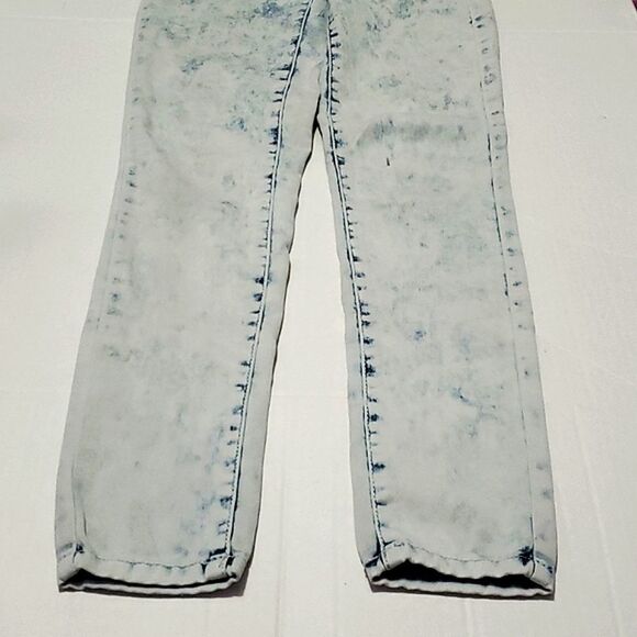 Mossimo Mid Rise Bleached Jeans Leggings Jeggings - Picture 5 of 11